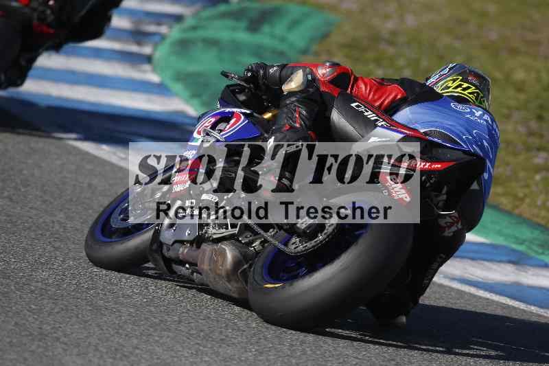 /Archiv-2024/02 29.01.-02.02.2024 Moto Center Thun Jerez/Gruppe gruen-green/backside